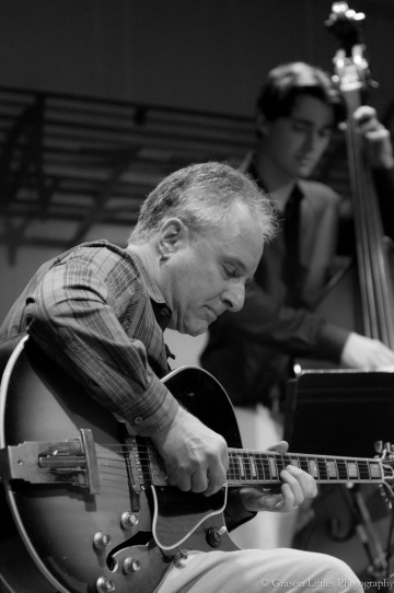 Gary Zellerbach, guitar